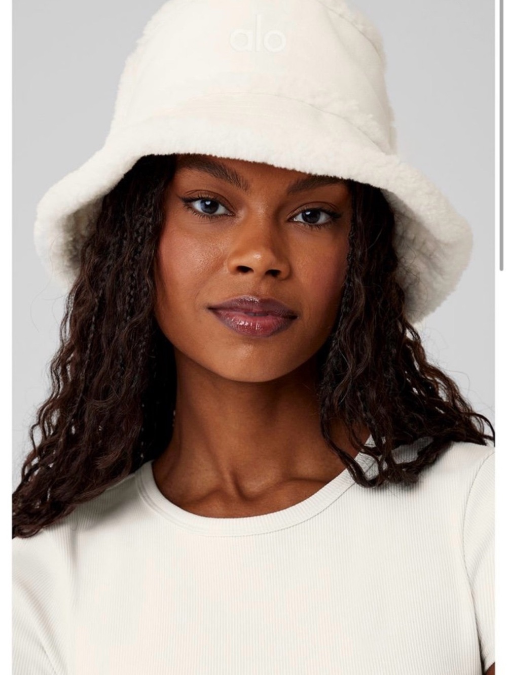 ALO Yoga Cream Sherpa Bucket Hat - Picture 2 of 3